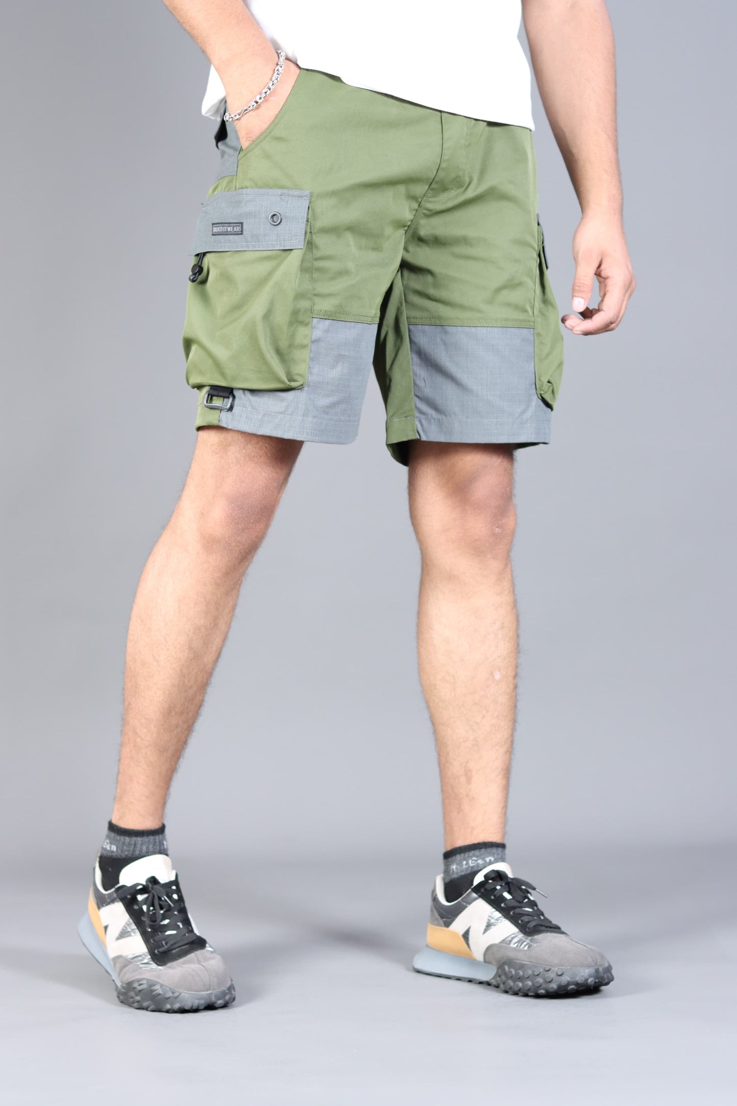 SHORTS FOR MEN 02 ( GREEN d.GREEN )